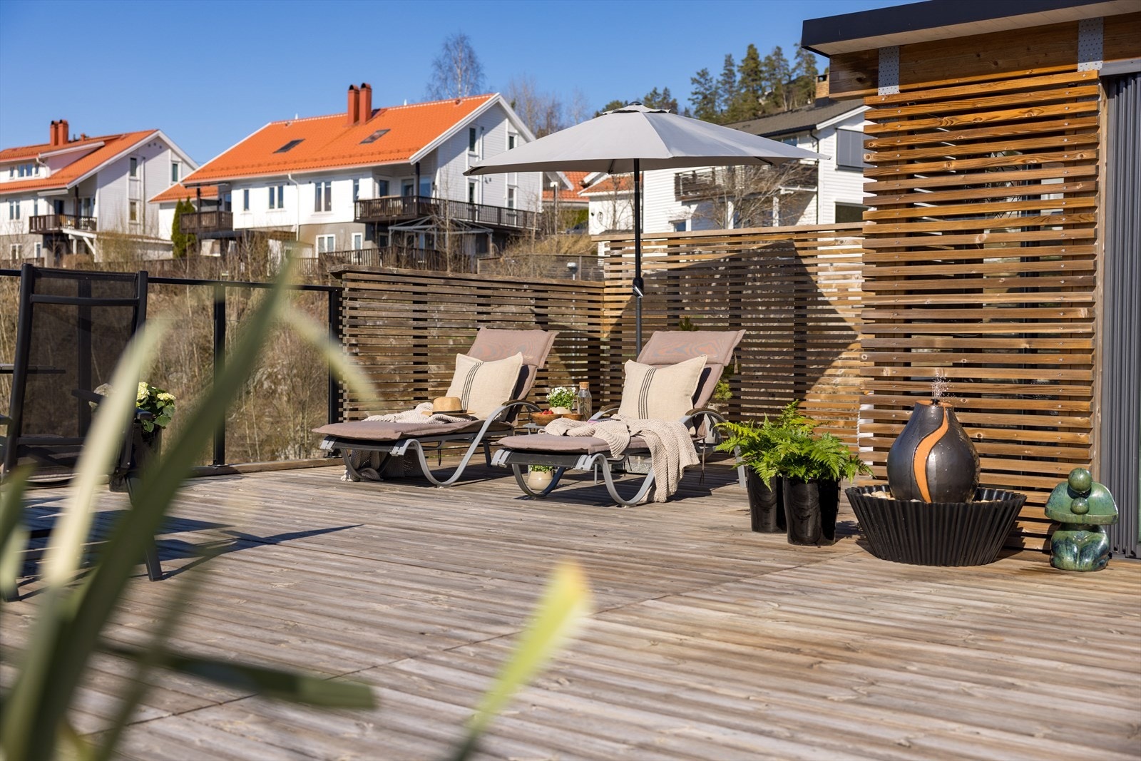Det er også på takterrasse lagt opp til utekran for vanning og rengjøring Galleribilde