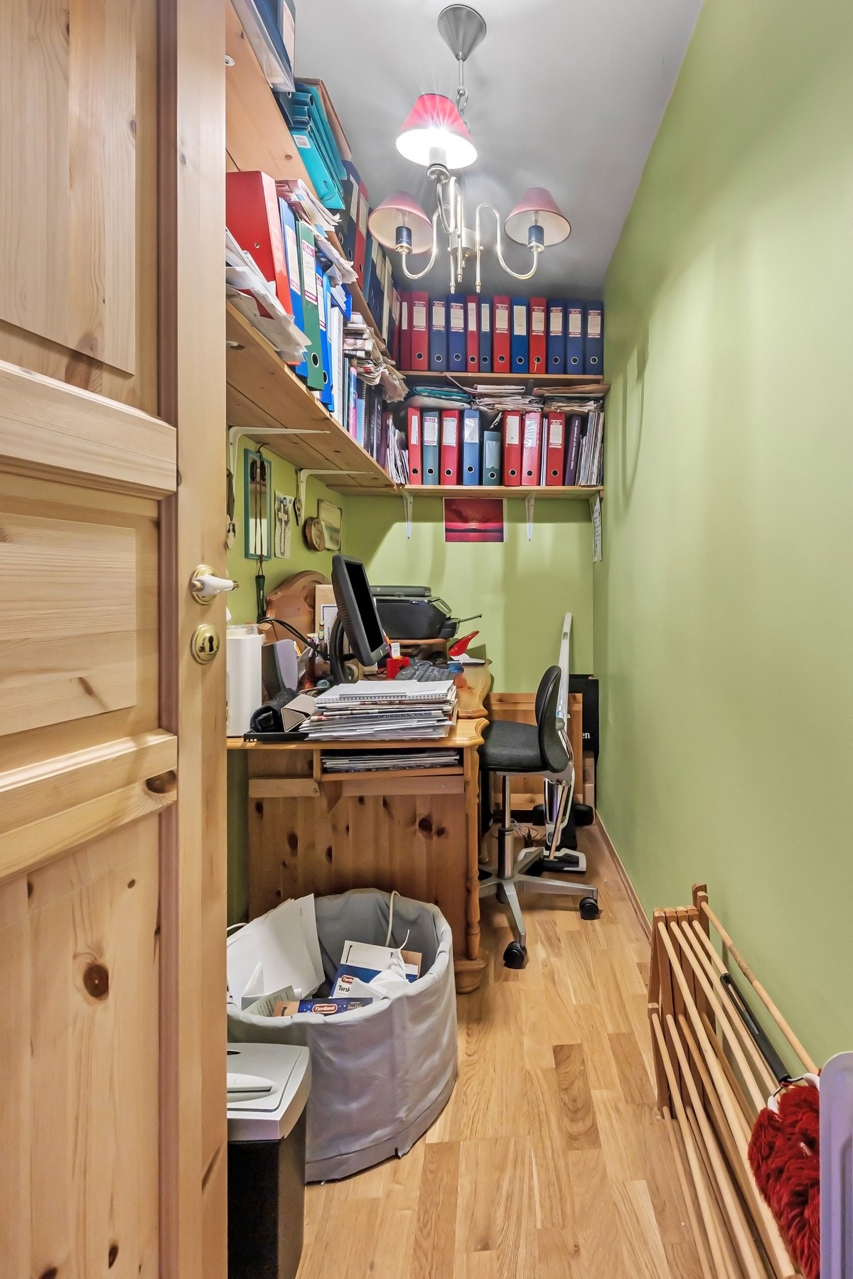 Innvendig bod. Galleribilde