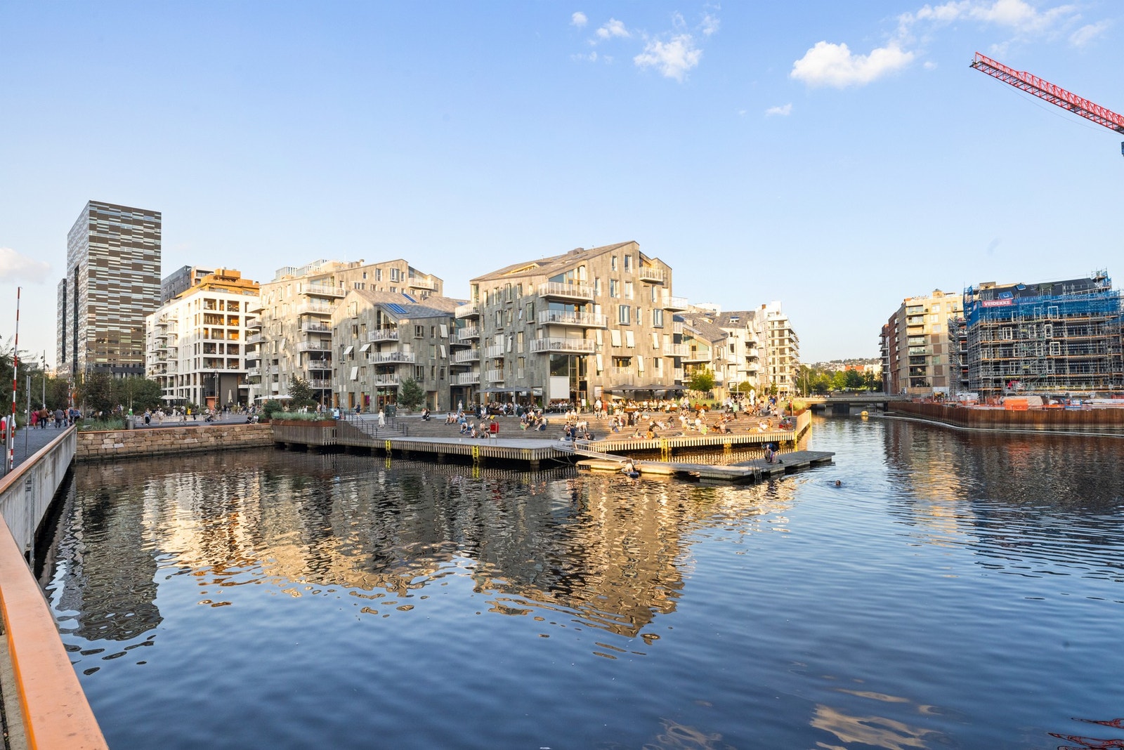 Nærområde - Vannkunsten med Oslobukta har på kort tid blitt Oslos nye "hotspot" Galleribilde