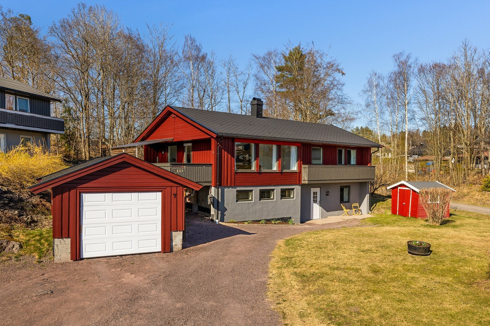 Fin familiebolig i barnevennlig og veletablert område Galleribilde