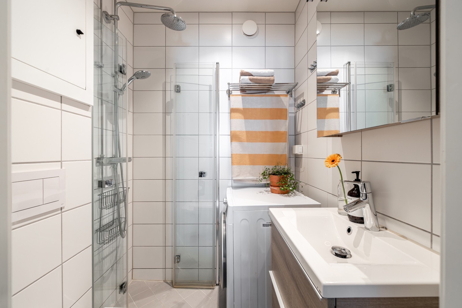 Under rehabiliteringen ble også vann- og avløpsrørene skiftet. Galleribilde