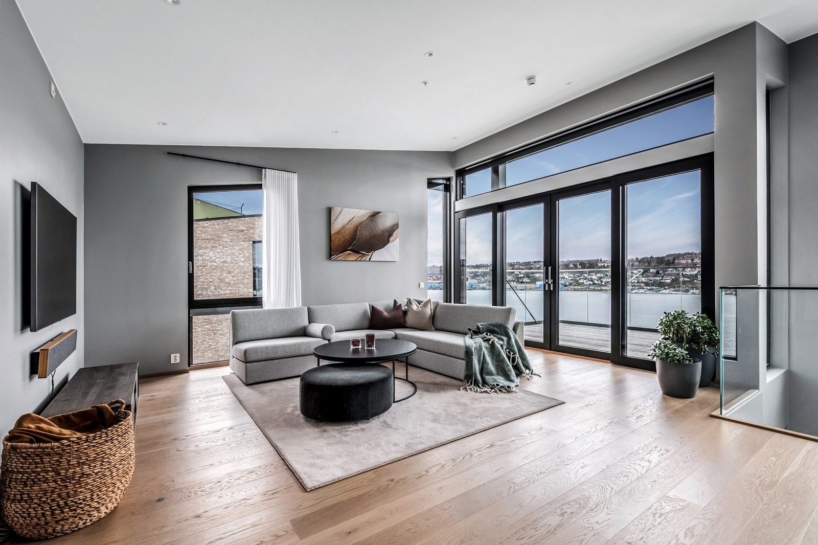 Stuen i toppetasjen. Galleribilde