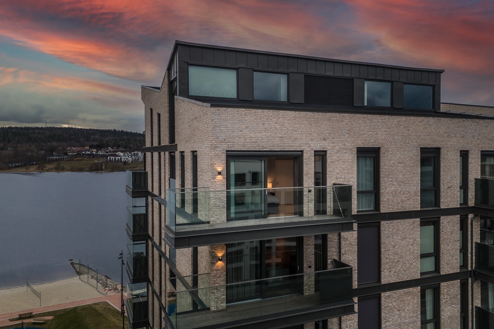 Balkongen med utgang fra hovedsoverommet. Galleribilde