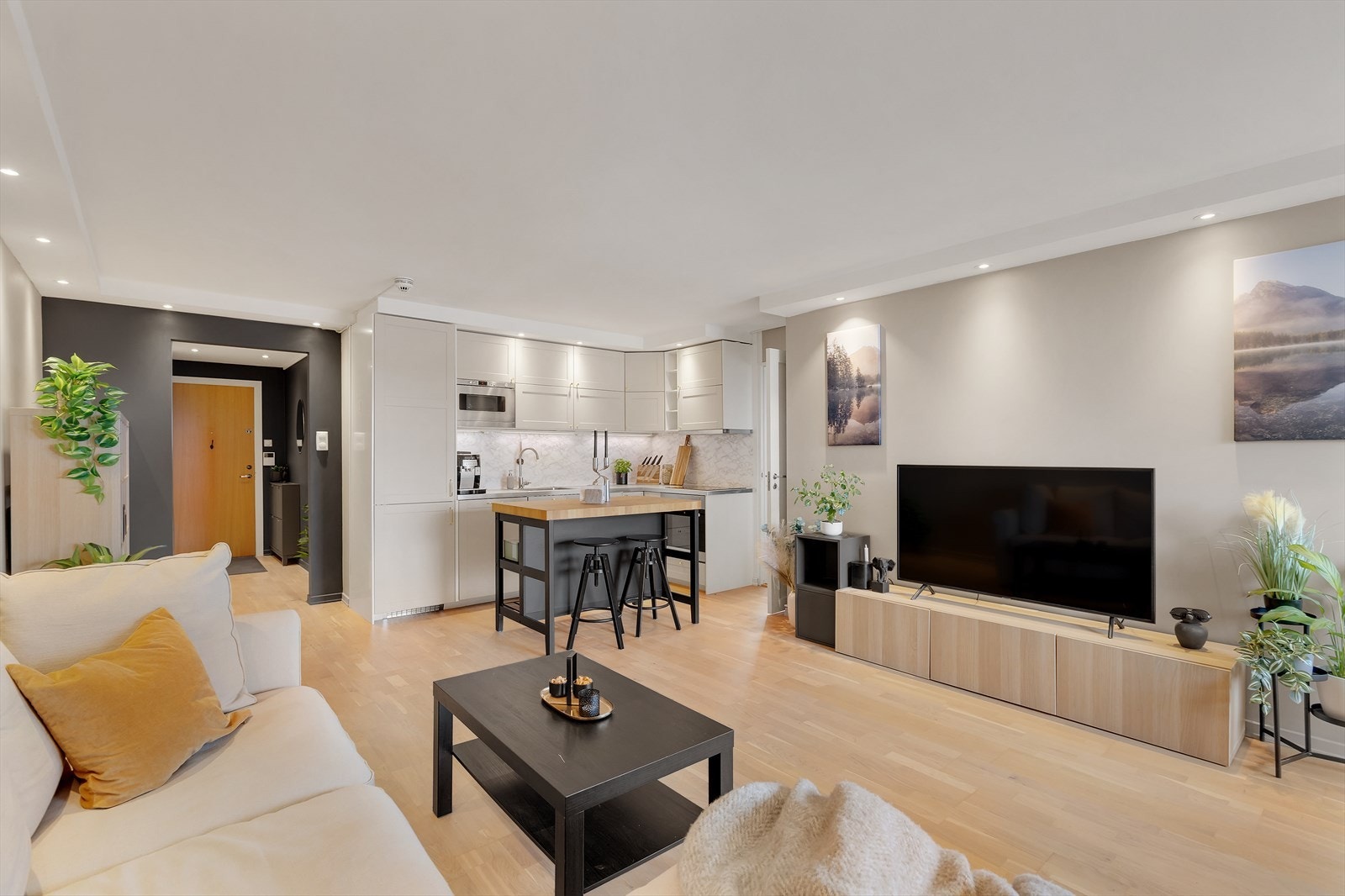 Varmtvann er inkludert i felleskostnadene Galleribilde