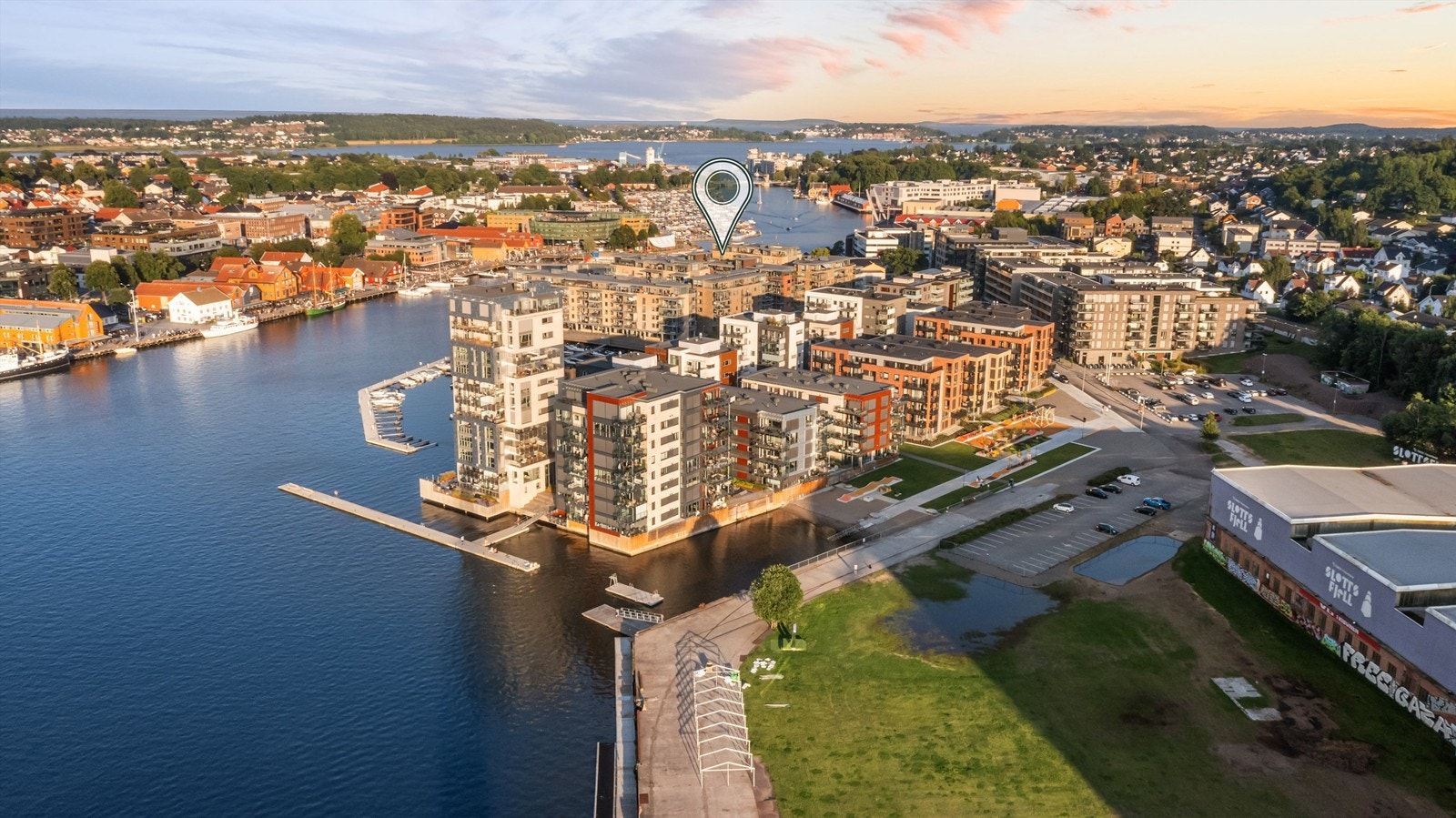 Like i nærheten av leiligheten har du også en flott strand Galleribilde