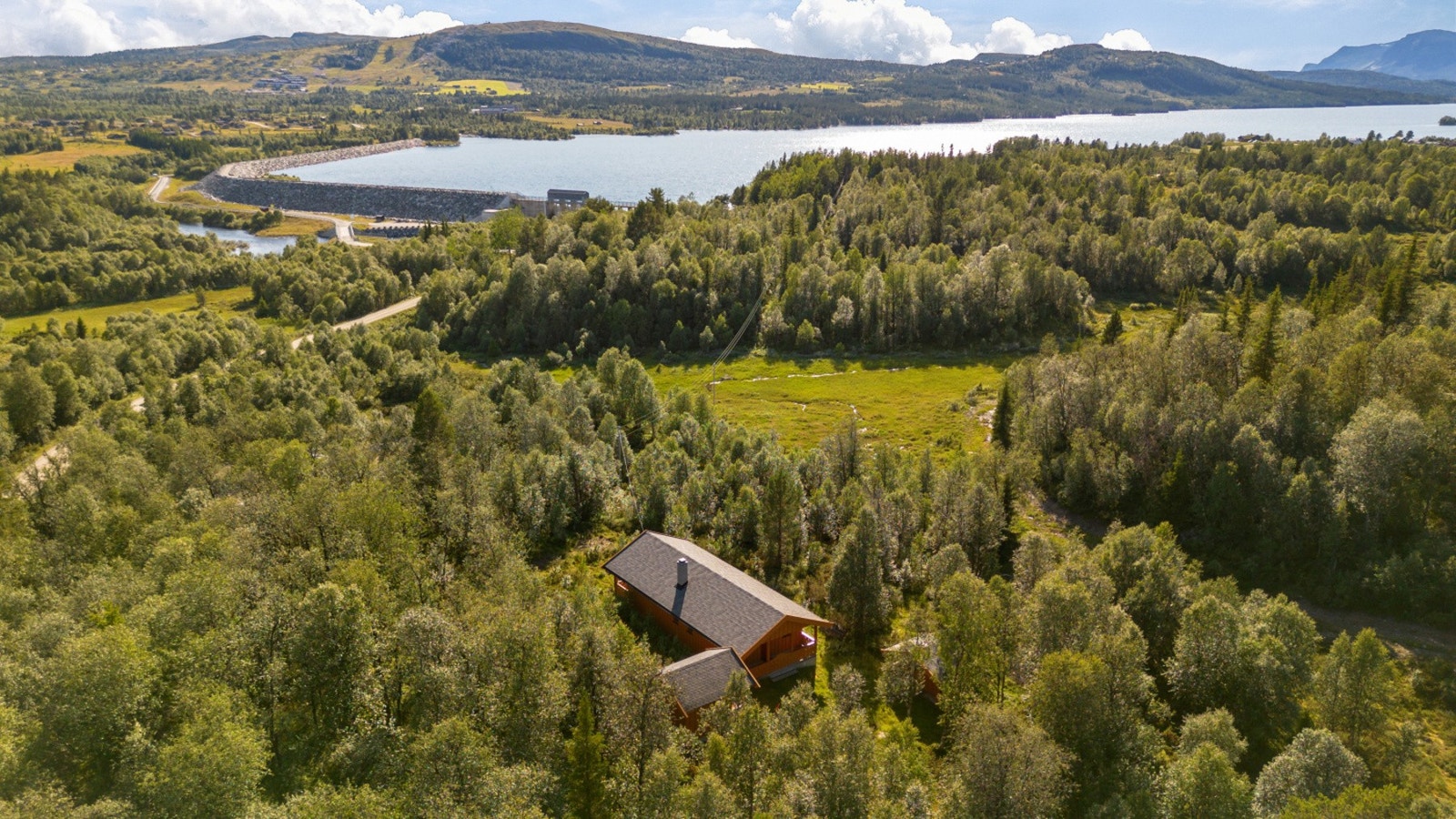 Umiddelbar nærhet til Tisleifjorden. Galleribilde