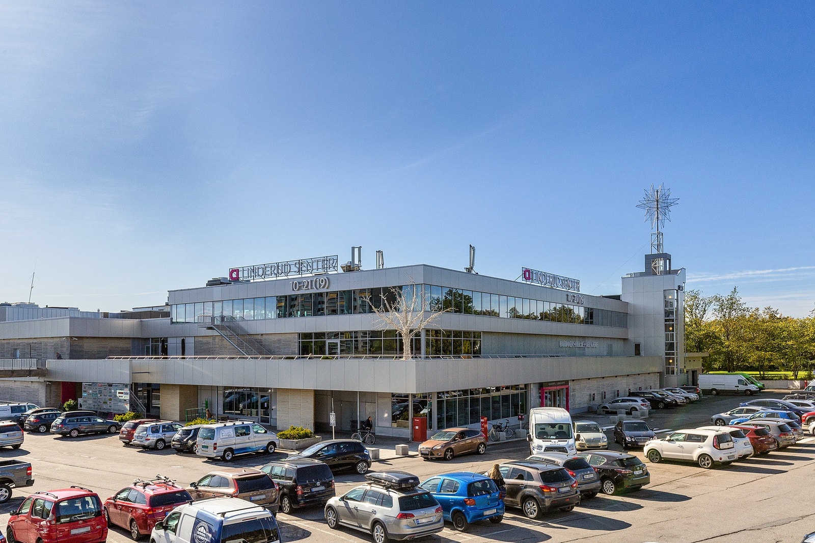 Nærområde - Linderud senter. Galleribilde