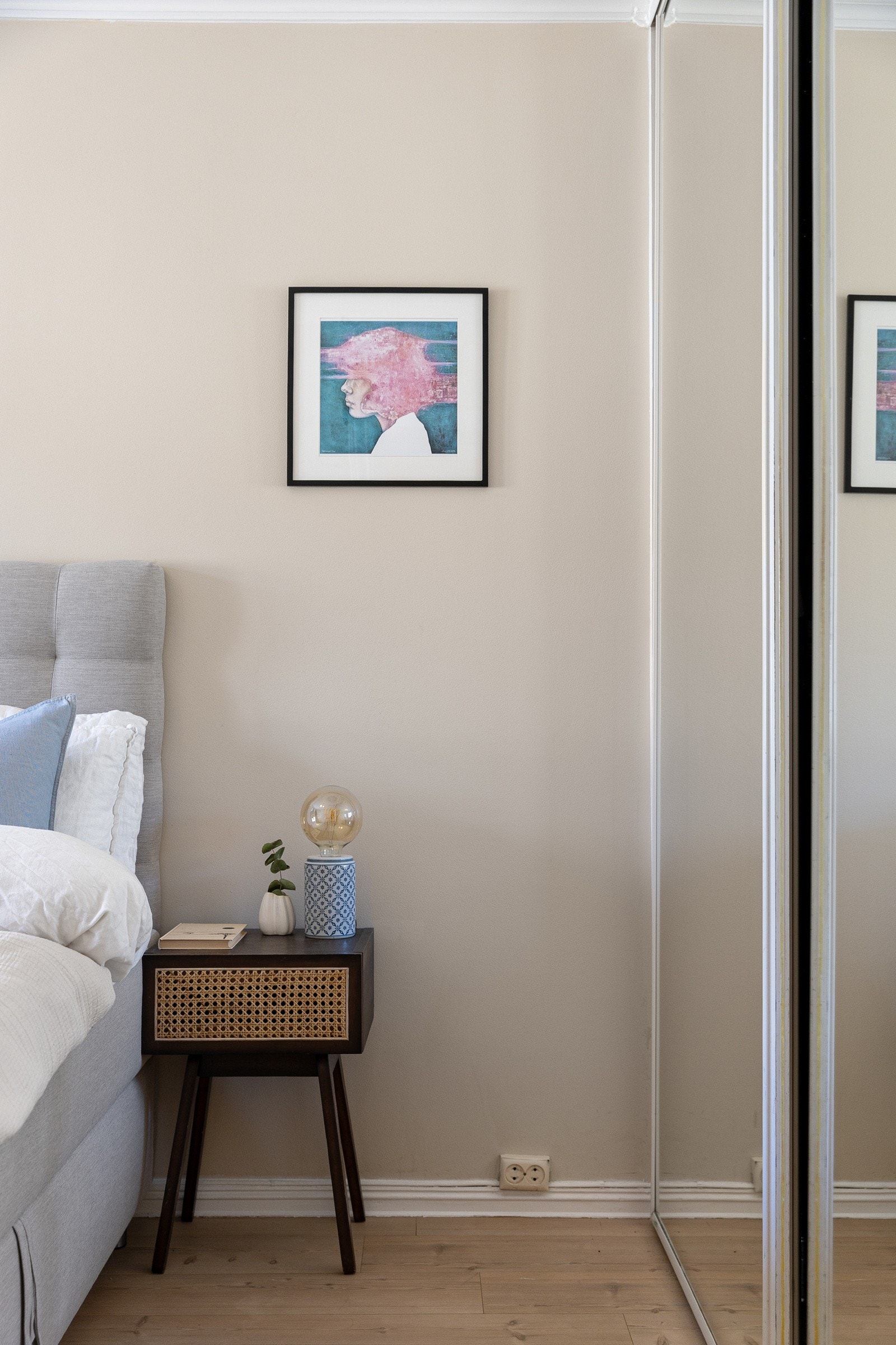 Boligen er malt i tidsriktige farger Galleribilde