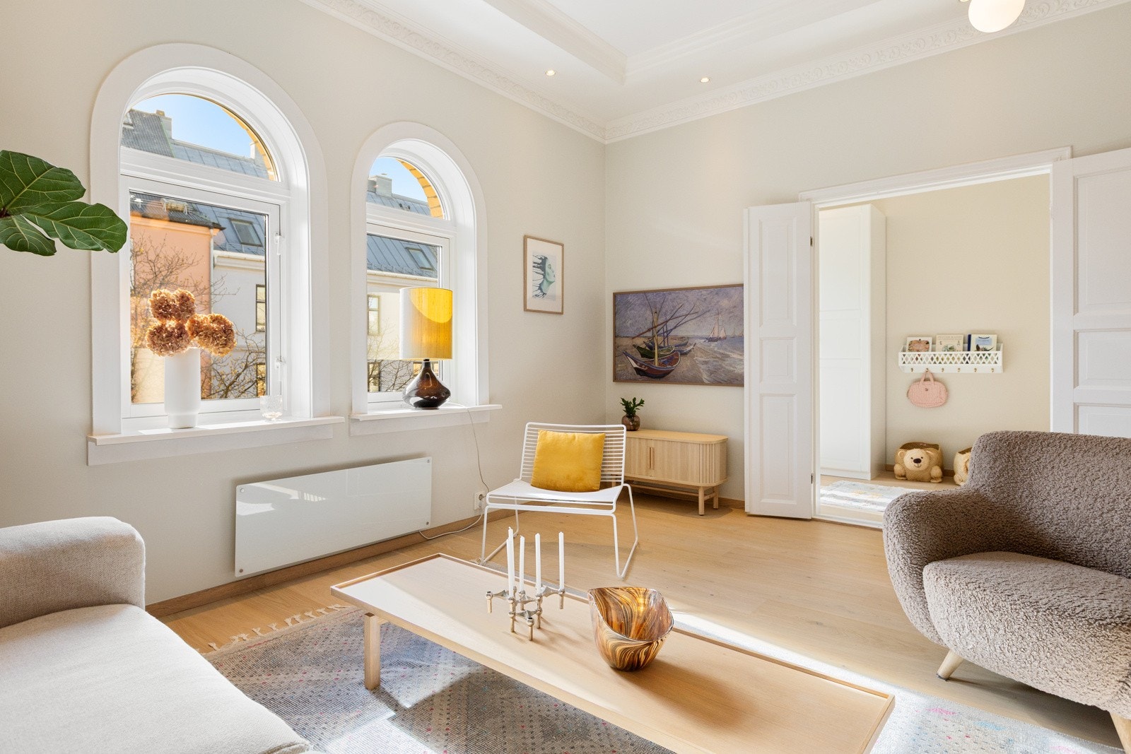 Velkommen til Bygdøy Allé 55 og en lekker, moderne 3-roms selveier i 4. etasje med heis, balkong og peis Galleribilde