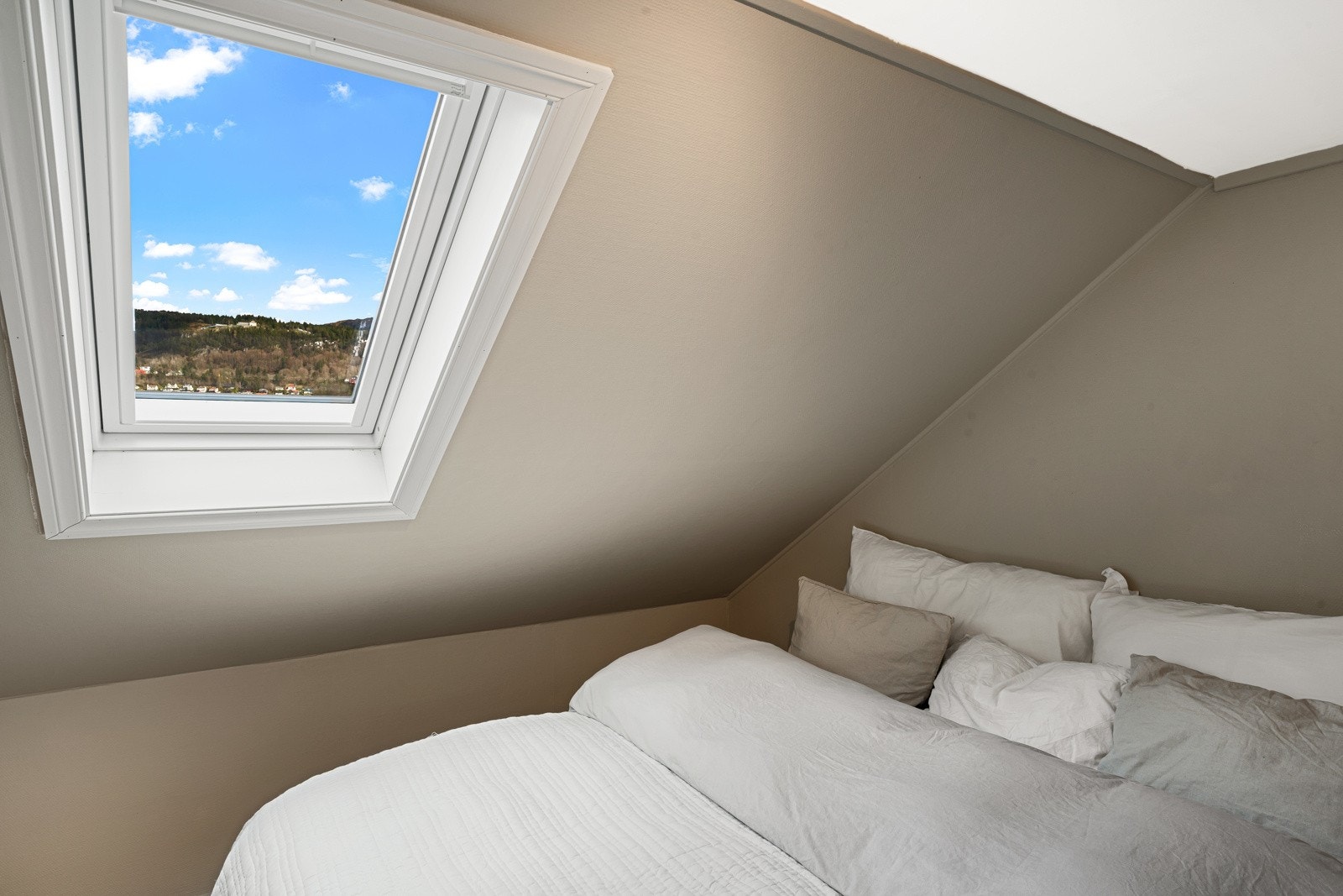 Soverom 1 Galleribilde