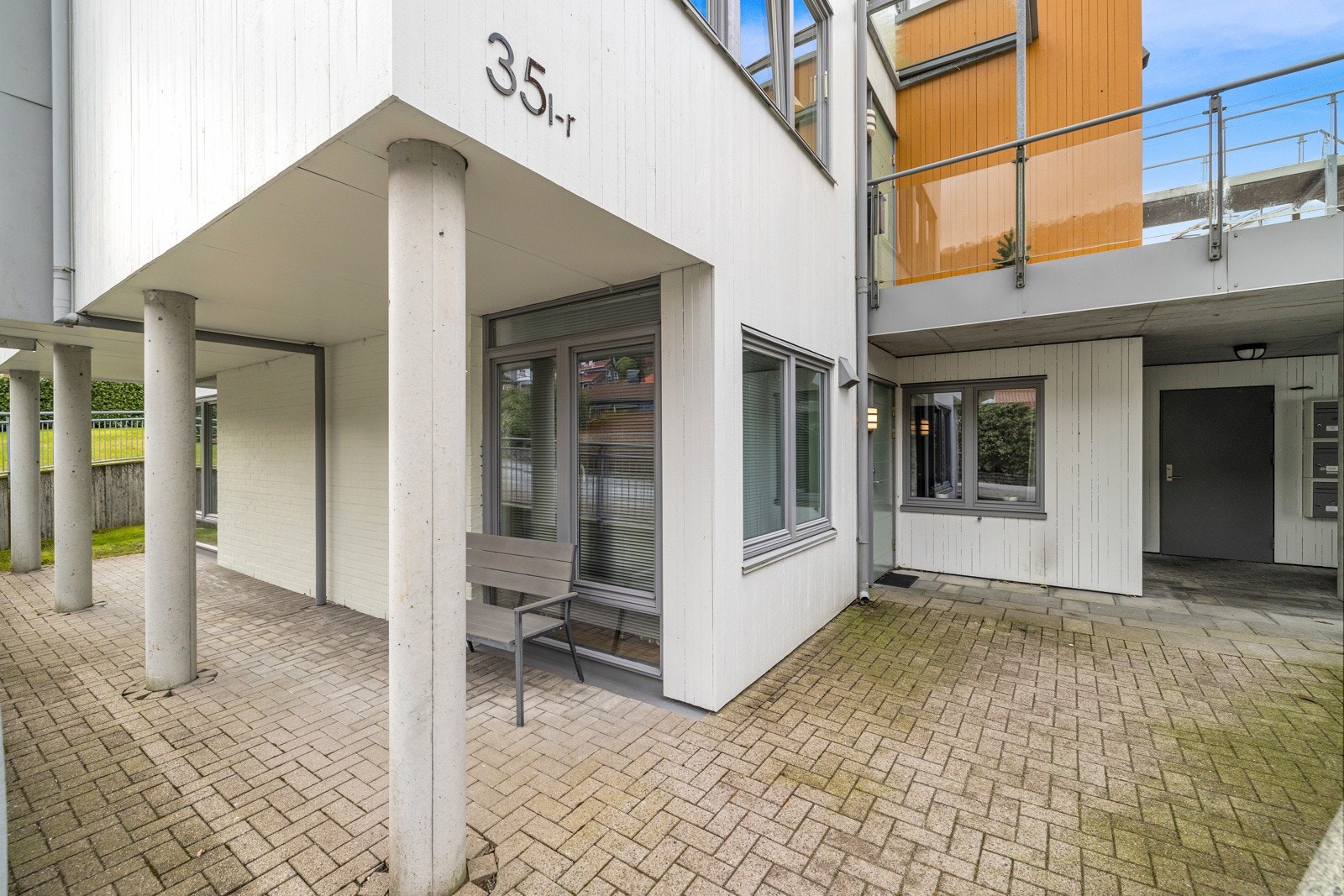 Borettslaget er veldrevet hvor beboere kan leie to hybler og et stort allrom med kjøkken dersom behovet melder seg Galleribilde