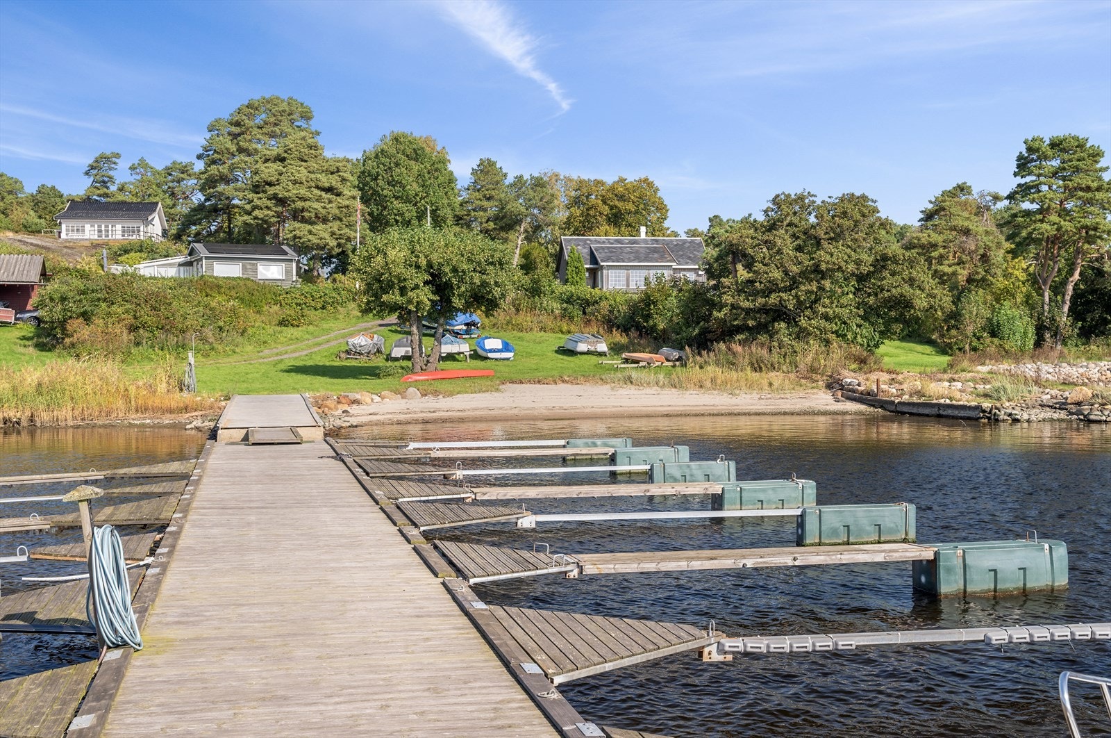 Eierskap i felles brygge gir mulighet for flotte dager på fjorden. Galleribilde