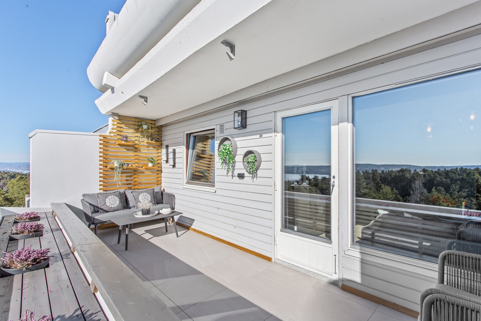 Velkommen til hyggelig visning.
Ta kontakt ved spørsmål på 45667979 Galleribilde