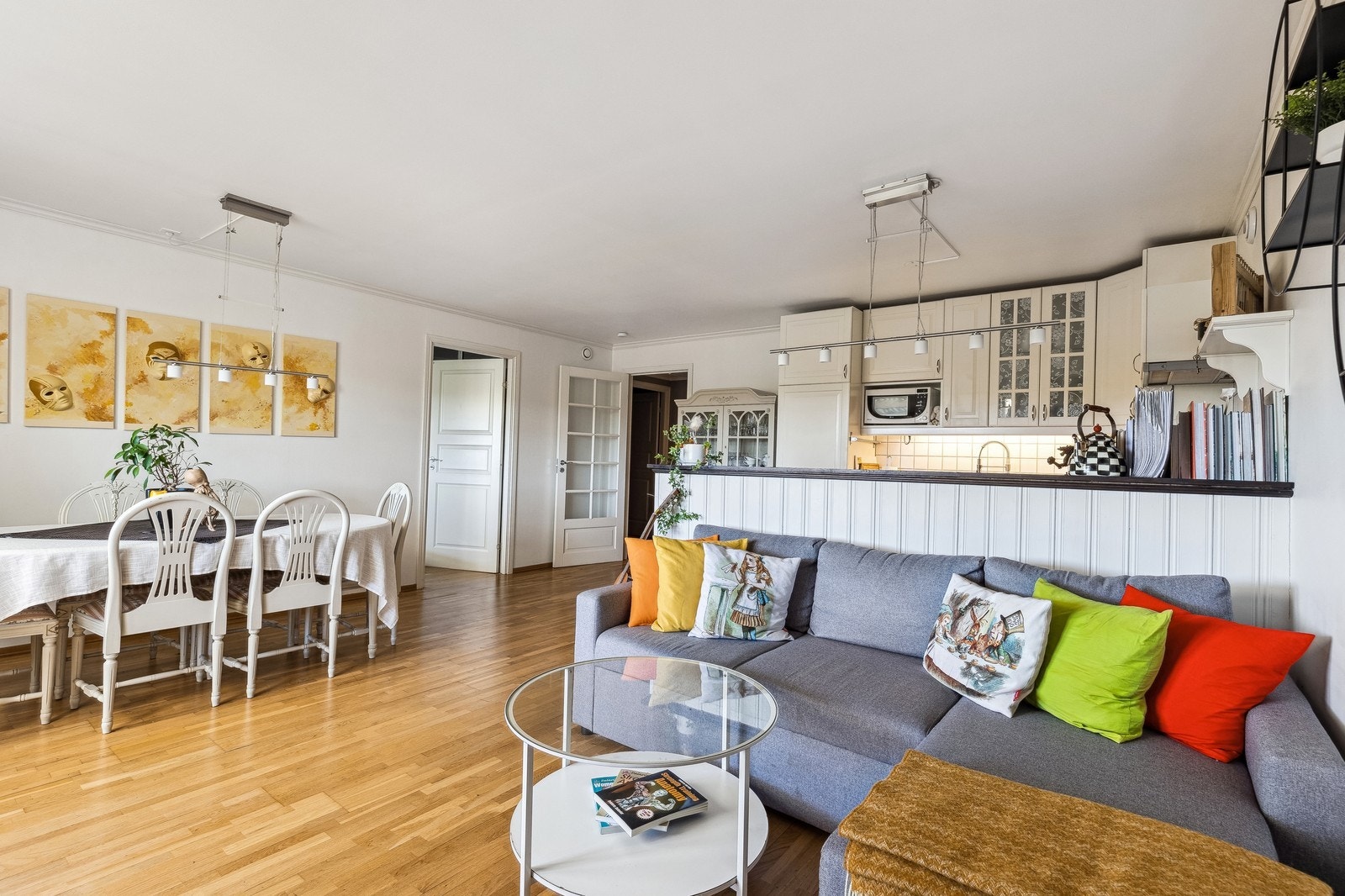 Leiligheten leies ut delvis møblert. Galleribilde