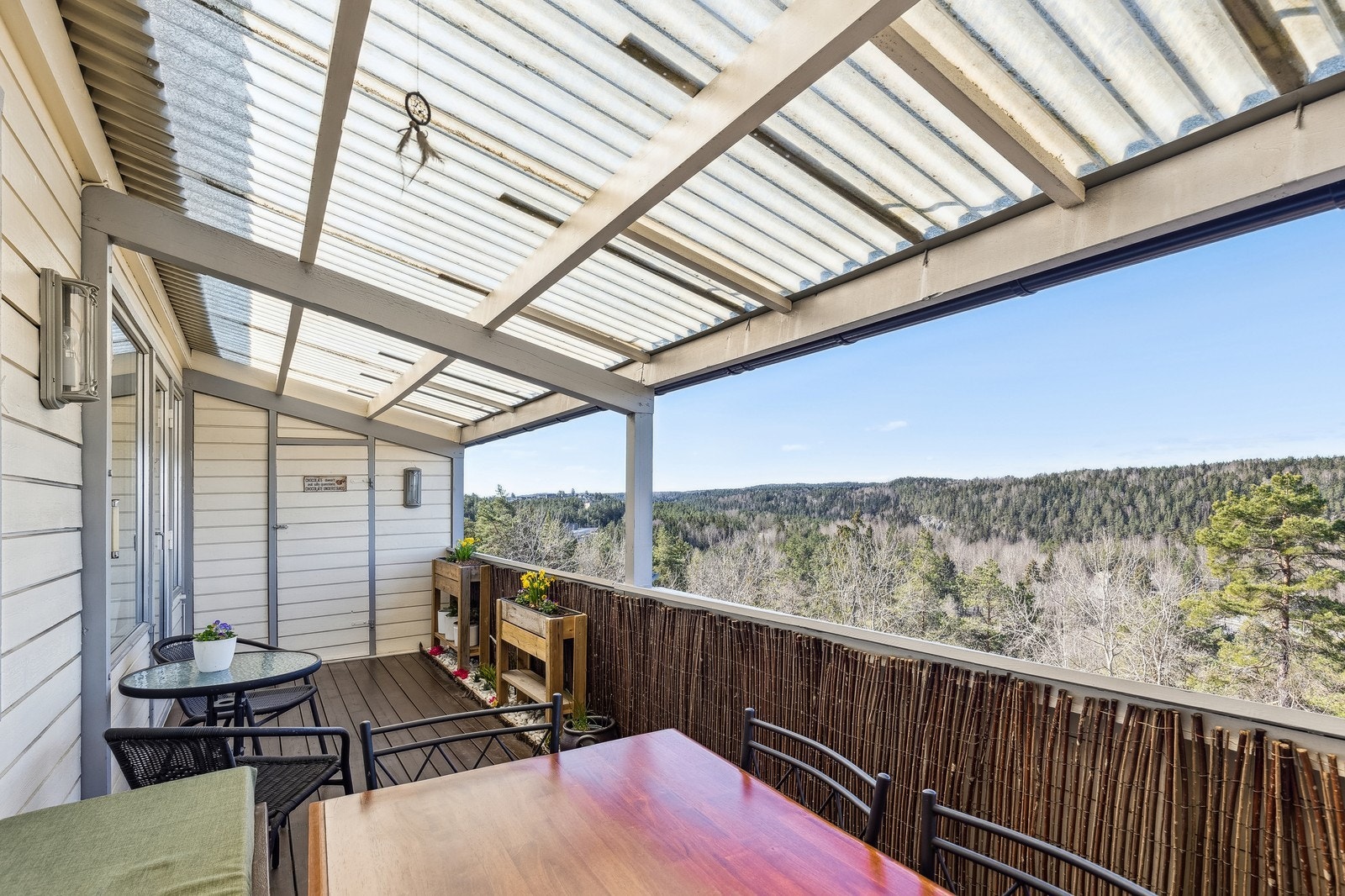 Stor balkong med fantastisk utsikt. Galleribilde