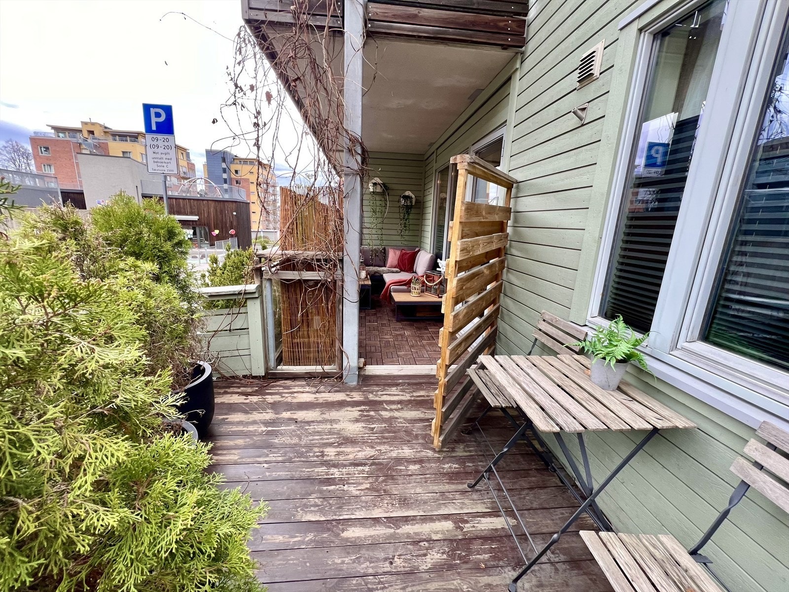 Ekstra platting som forlenger uteområdet Galleribilde