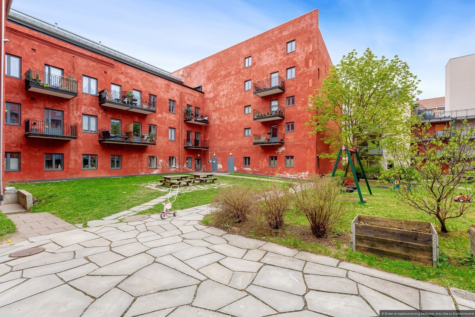 Her kan du trekke deg ut for å nyte sol med venner eller gode naboer. Galleribilde