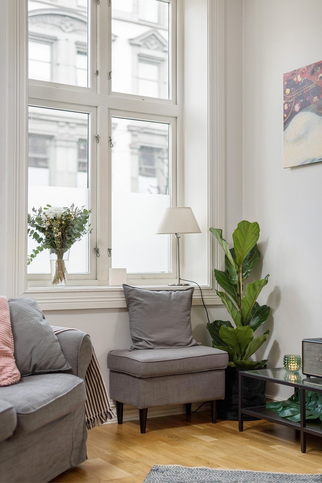 Leiligheten ligger i en høy 1. etg. med lite innsyn. Galleribilde