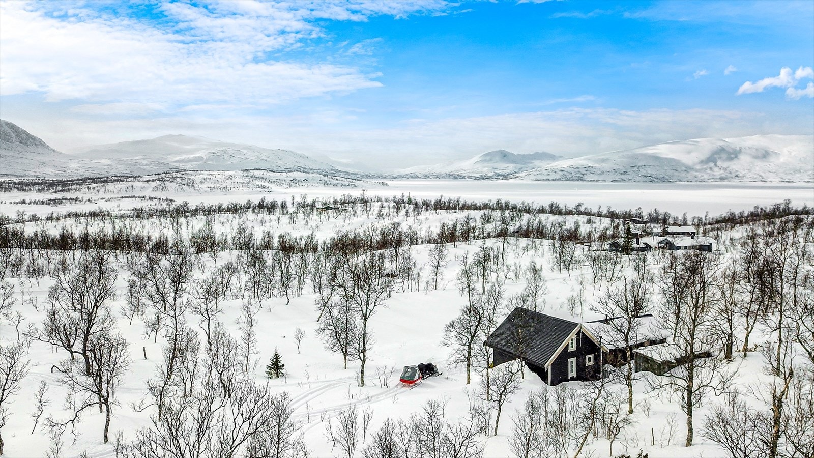 Aktiv Eiendomsmegling v/Iselin Nilsen har gleden av å presentere Mogressfjellet 67 - En koselig fjellhytte som er på utkikk etter nye eiere! Galleribilde