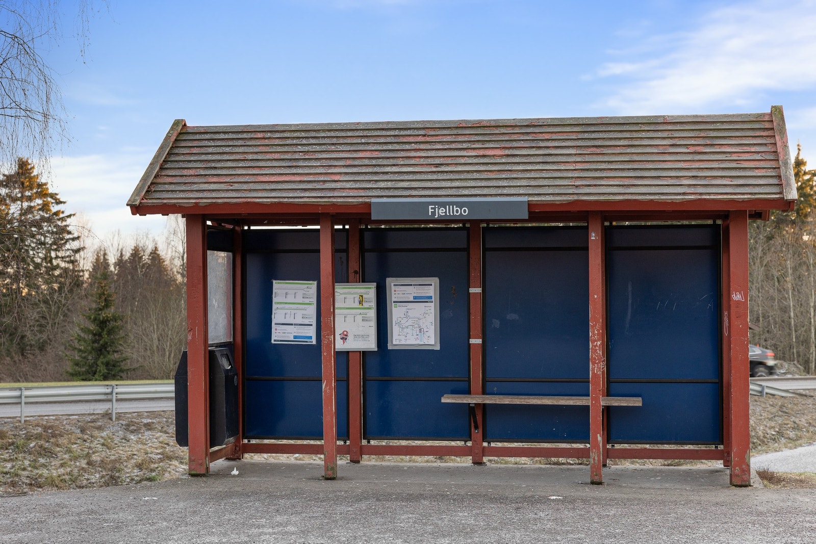 Det samme gjelder Fjellbo bussholdeplass. Galleribilde