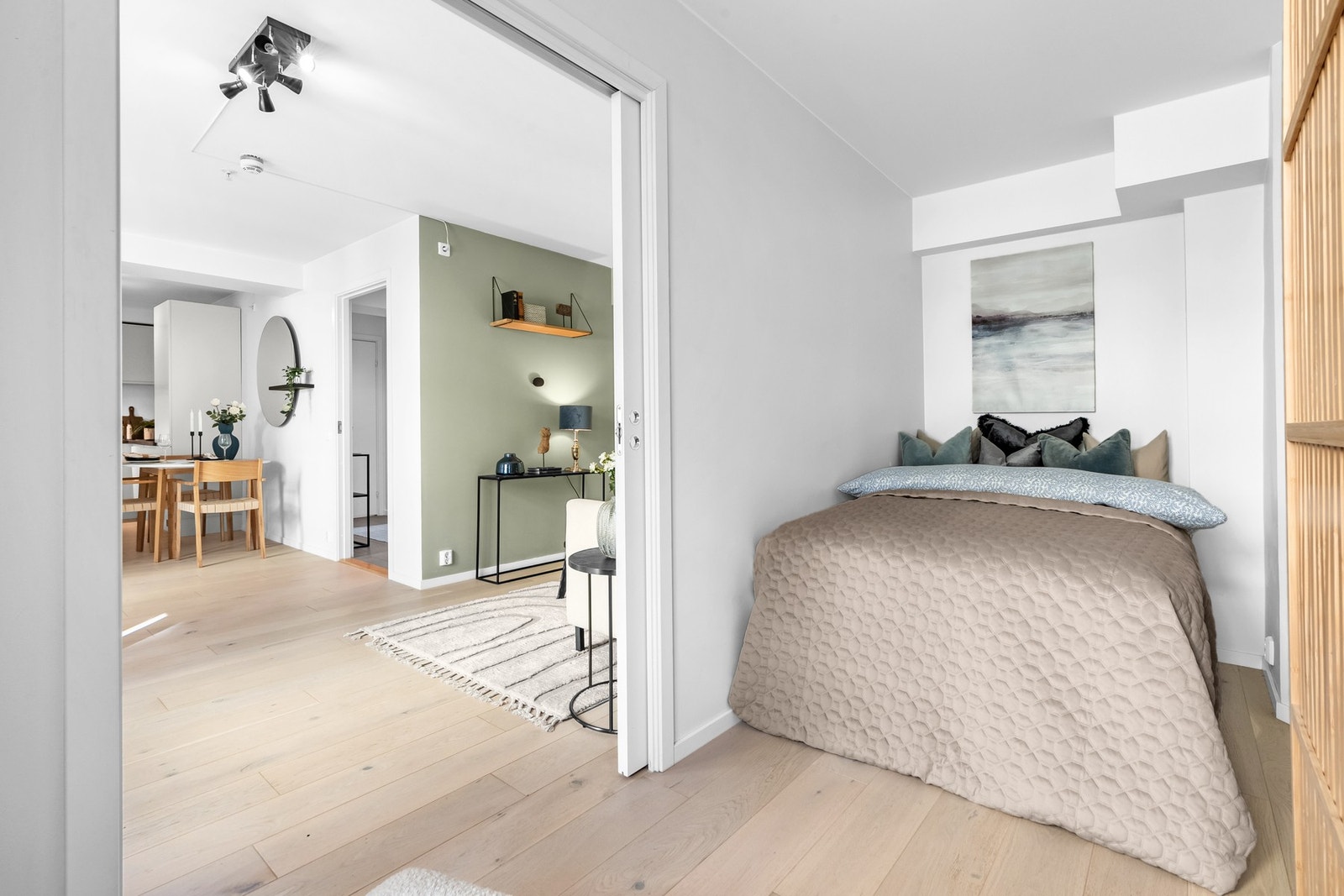 Trivelig og praktisk soverom. Galleribilde