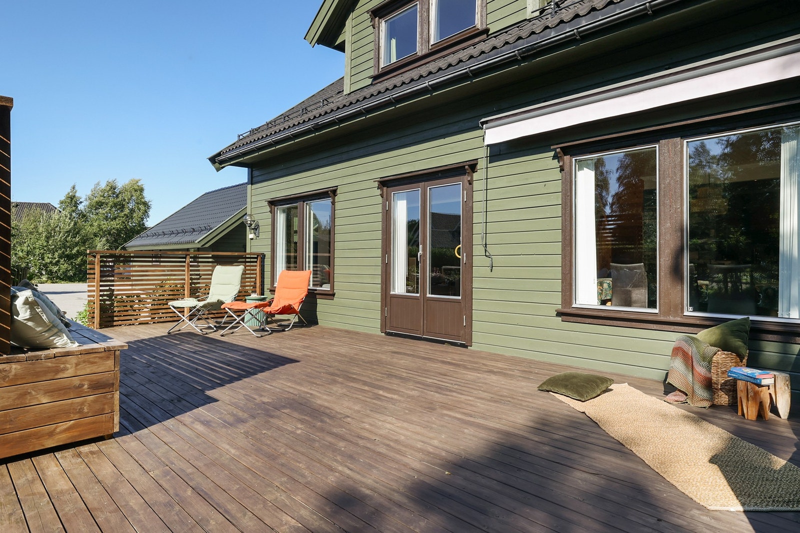 Ideelt platting perfekt for solrike dager og kveldsstunder. Galleribilde