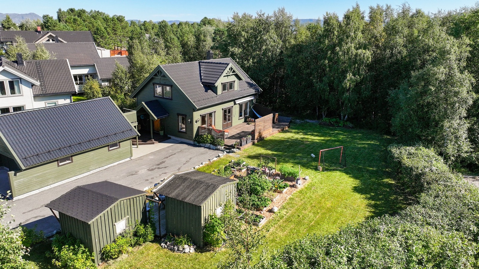 Nærområdet byr på gode tur- og treningsmuligheter Galleribilde