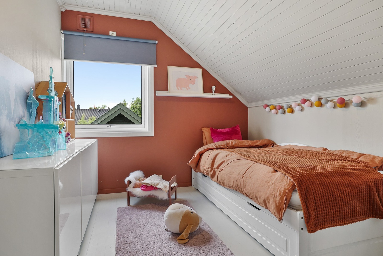 Det tredje soverommet egner seg også bra til barnerom. Galleribilde
