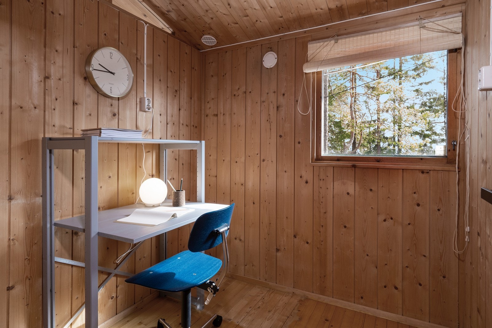 Soverom 3 benyttes i dag som lager Galleribilde