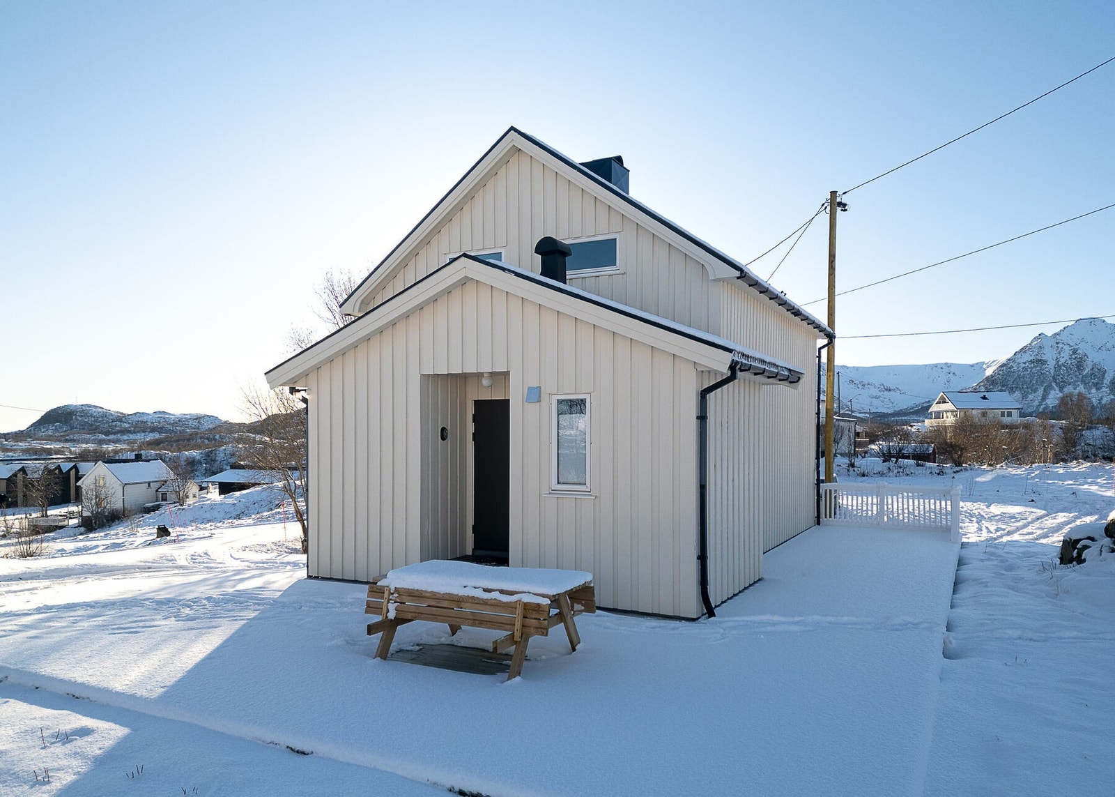 Dreneringen ble oppgradert i 2022 rundt deler av boligen. Galleribilde