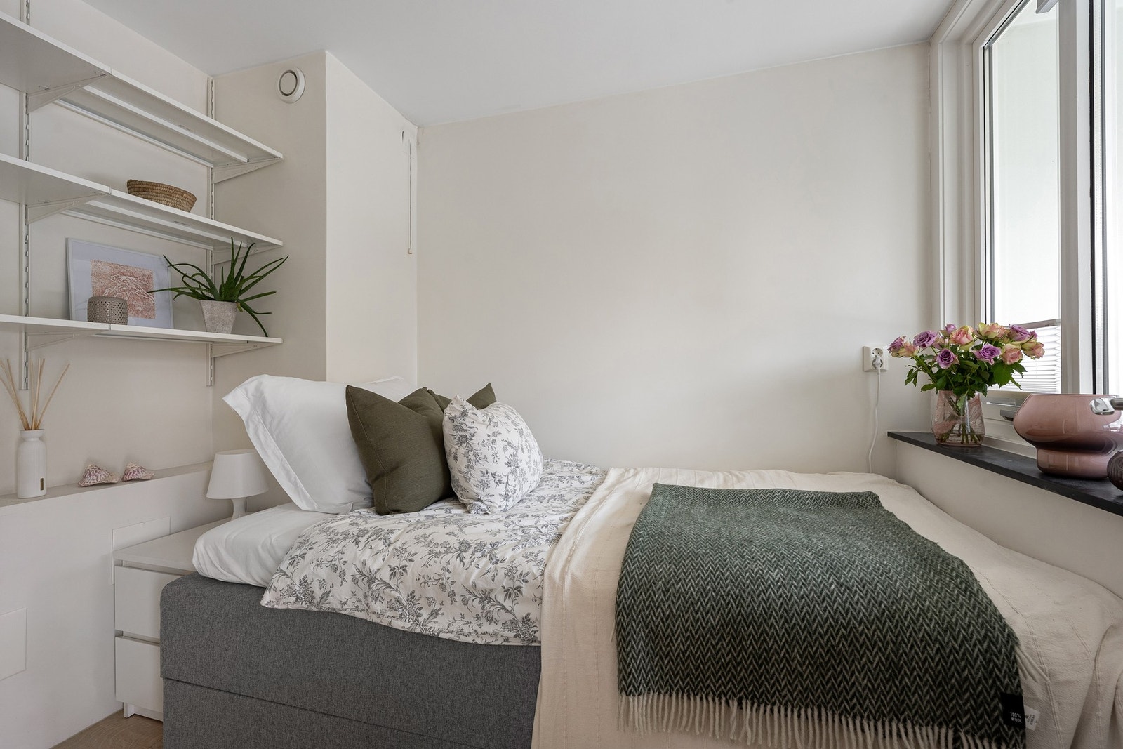 Soverom to ligger ved stuen Galleribilde