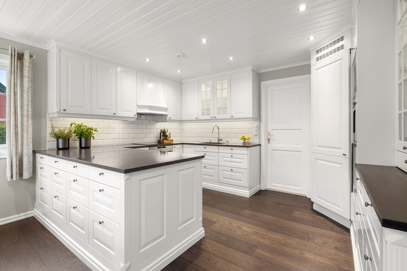 Lys og tidløs innredning type Sigdal Herregaard fra 2018 Galleribilde