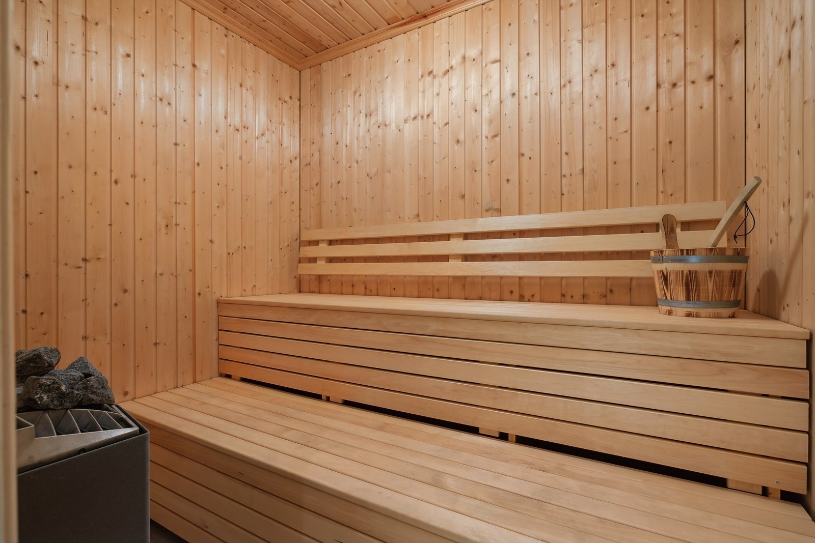 Herlig badstue med plass for flere personer Galleribilde