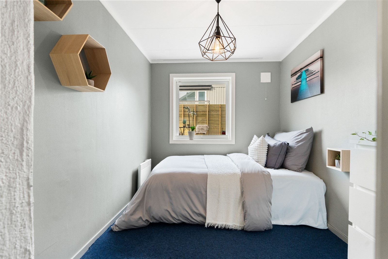 Rommene kan fint benyttes som hovedsoverom, barnerom, gjesterom eller kontor - her er mulighetene mange! Galleribilde