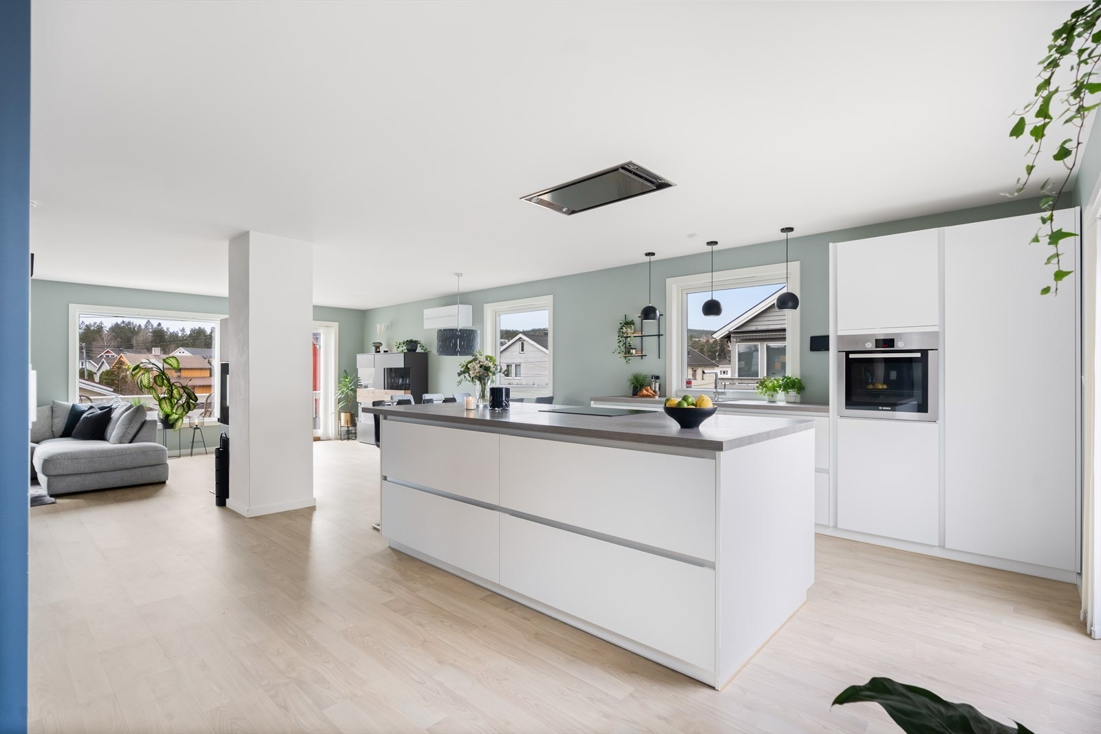 Velkommen til Rolf Wickstrøms vei 3 - en særdeles familievennlig bolig! Galleribilde