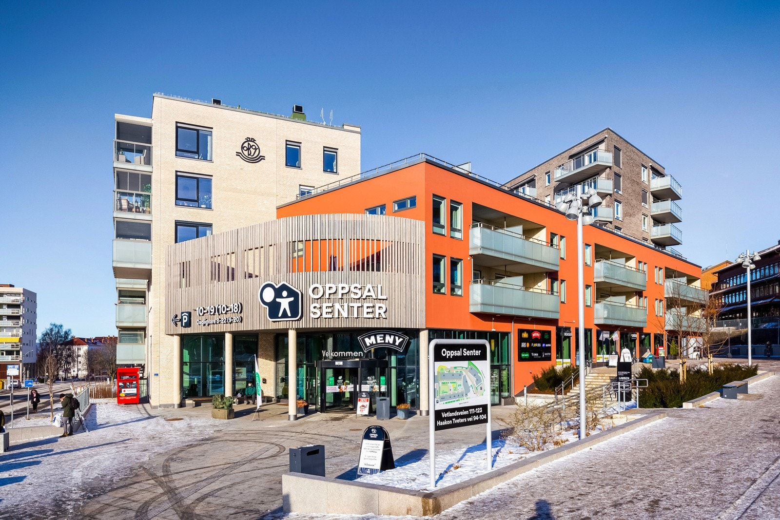 Leiligheten ligger i et attraktivt boligområde og har nærhet til et rikt utvalg av fasiliteter og servicetilbud Galleribilde
