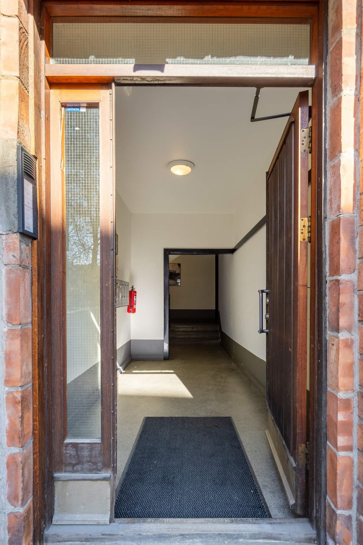 Inngangsparti. Galleribilde