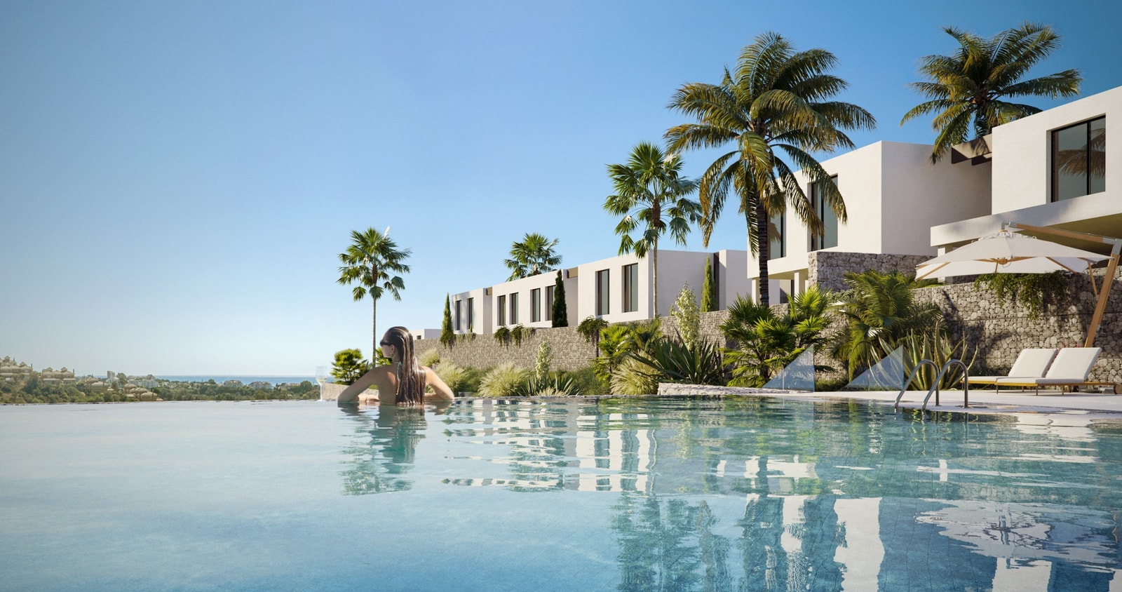 Sydvendt pool i SUNLIFE, og naturligvis kan man bruke de andre bassengene i Sunset og Sunshine inne og ute. Galleribilde