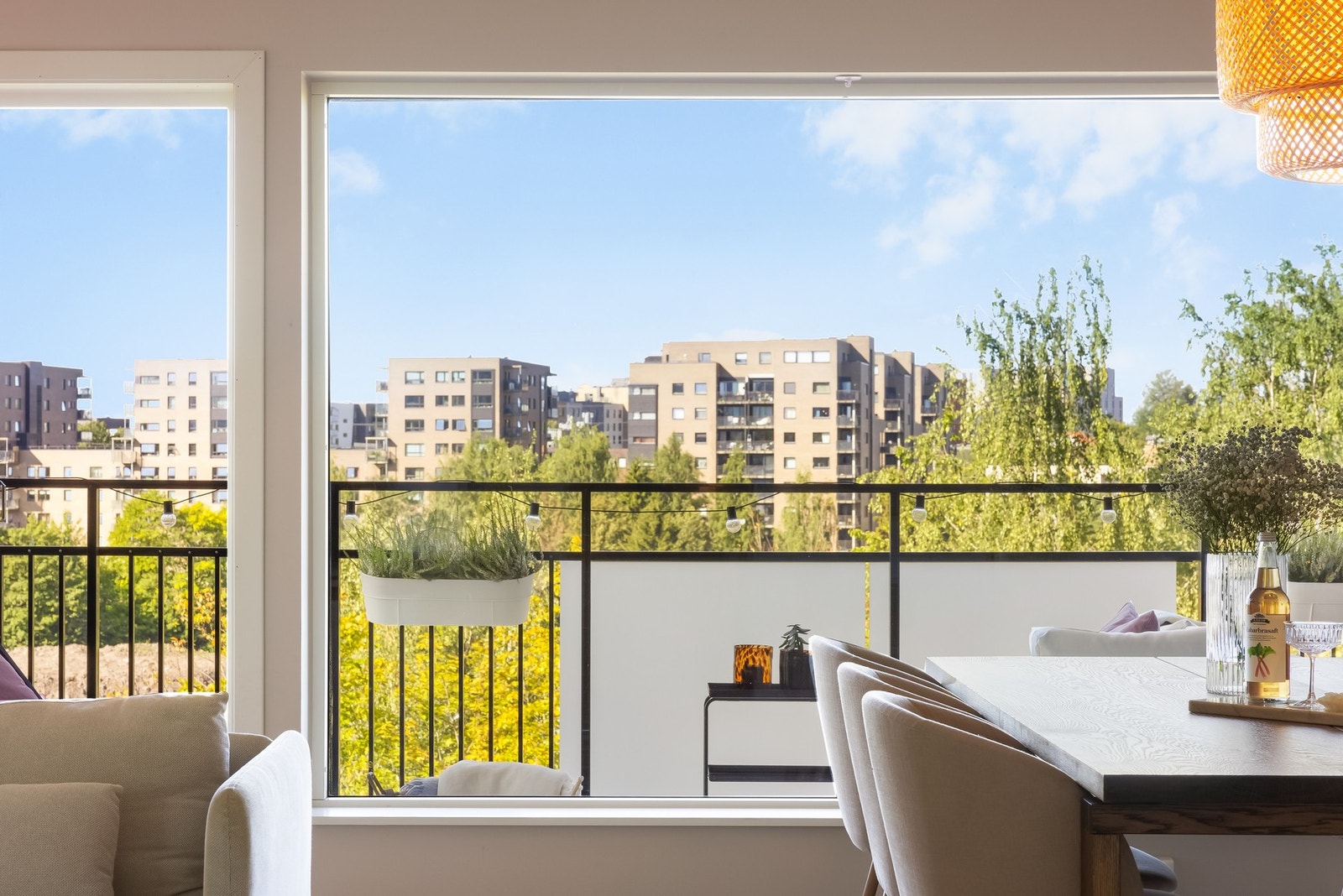 Det er tillatt med gass- og elektrisk grill, så her er det enkelt å ta middagene utendørs. Galleribilde