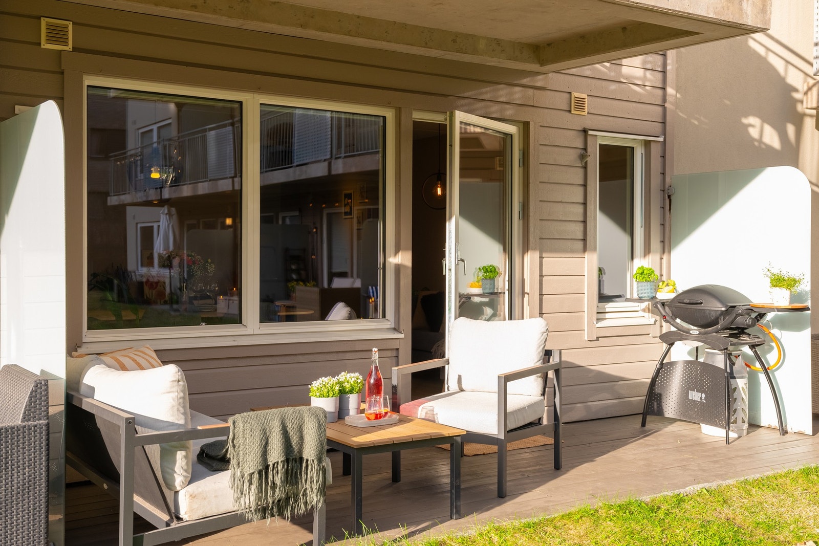 Dette er en lys og flott 2-roms leilighet beliggende i et attraktivt, stille og rolig område. Galleribilde