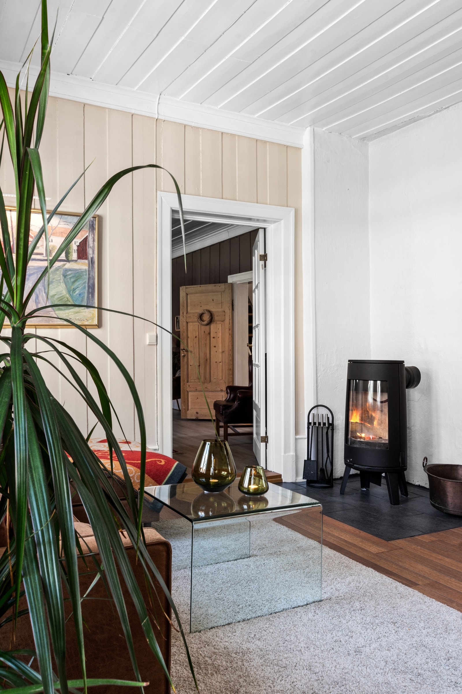 Boligen kan skimte med flere flotte peiser. Galleribilde