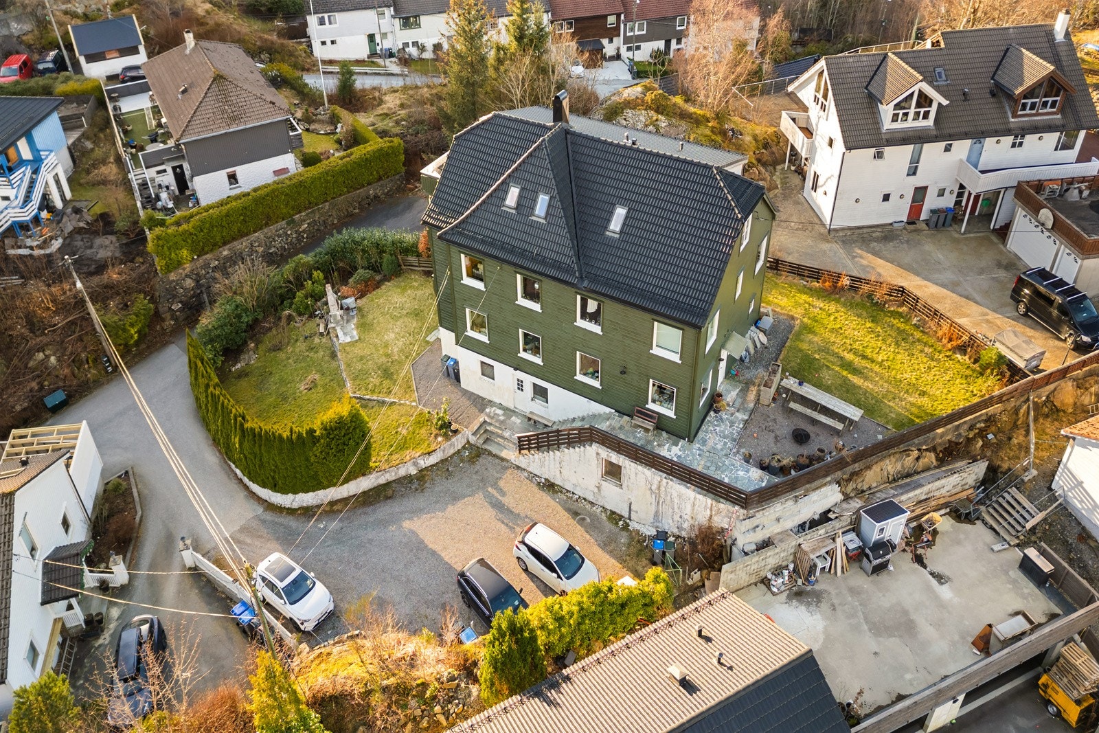 Leiligheten ligger i et sjarmerende gammelt småhus. Galleribilde