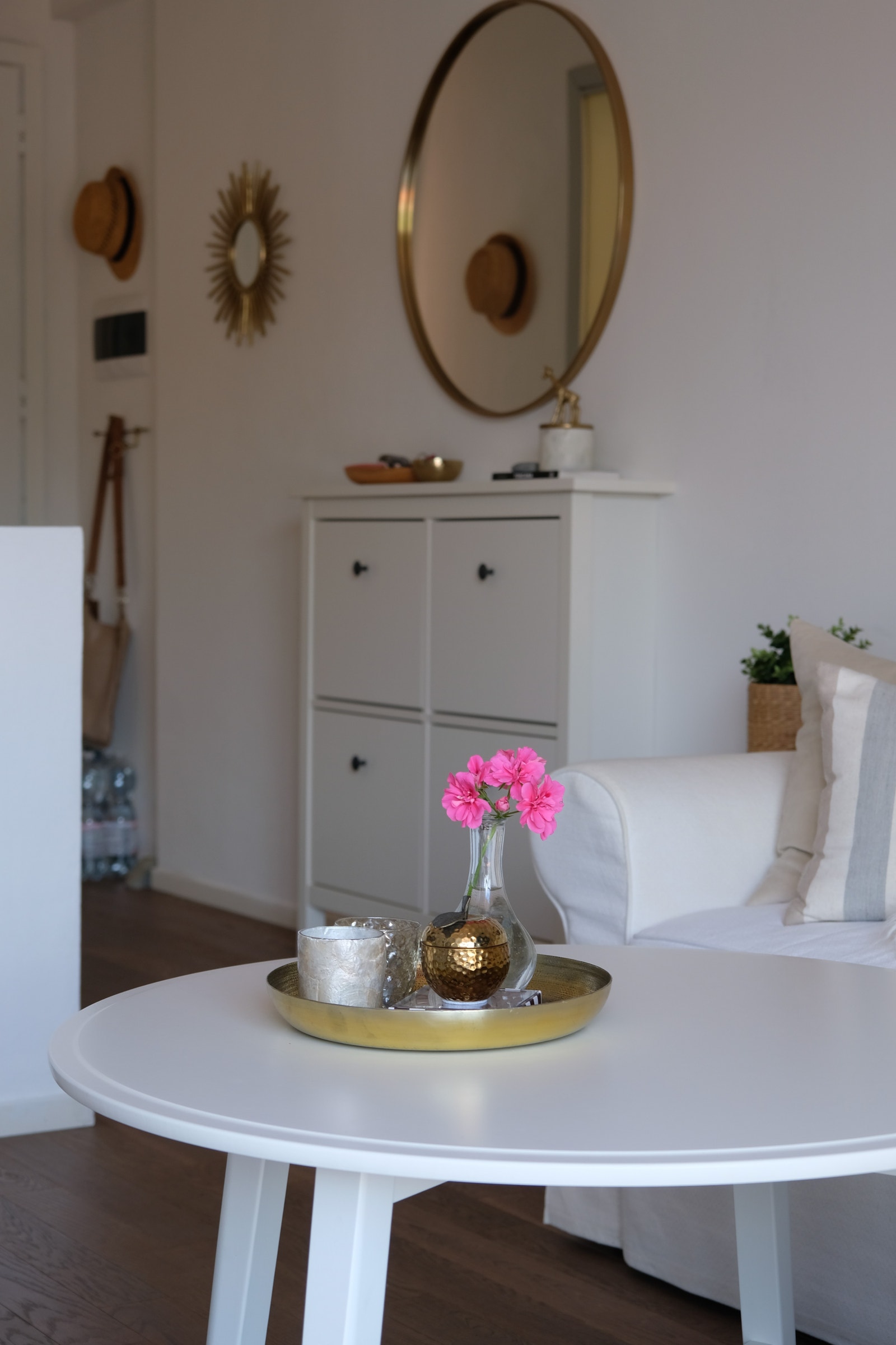 Foto 19.04.2025 Boligen er meget lys og åpen. Galleribilde