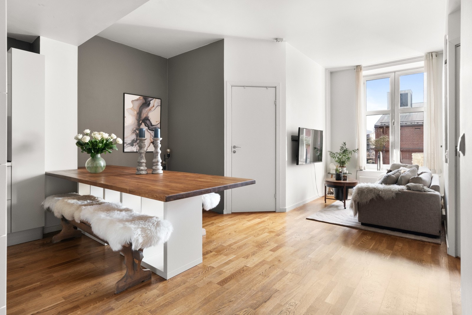 Velkommen til Teglverksgata 11, presentert av PrivatMegleren Grünerløkka. Galleribilde