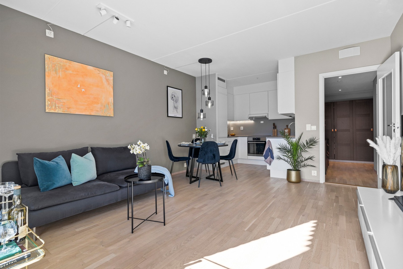 Ta kontakt med Marcus Haug på 450 57 450 ved spørsmål eller for å avtale visningstidspunkt! Galleribilde