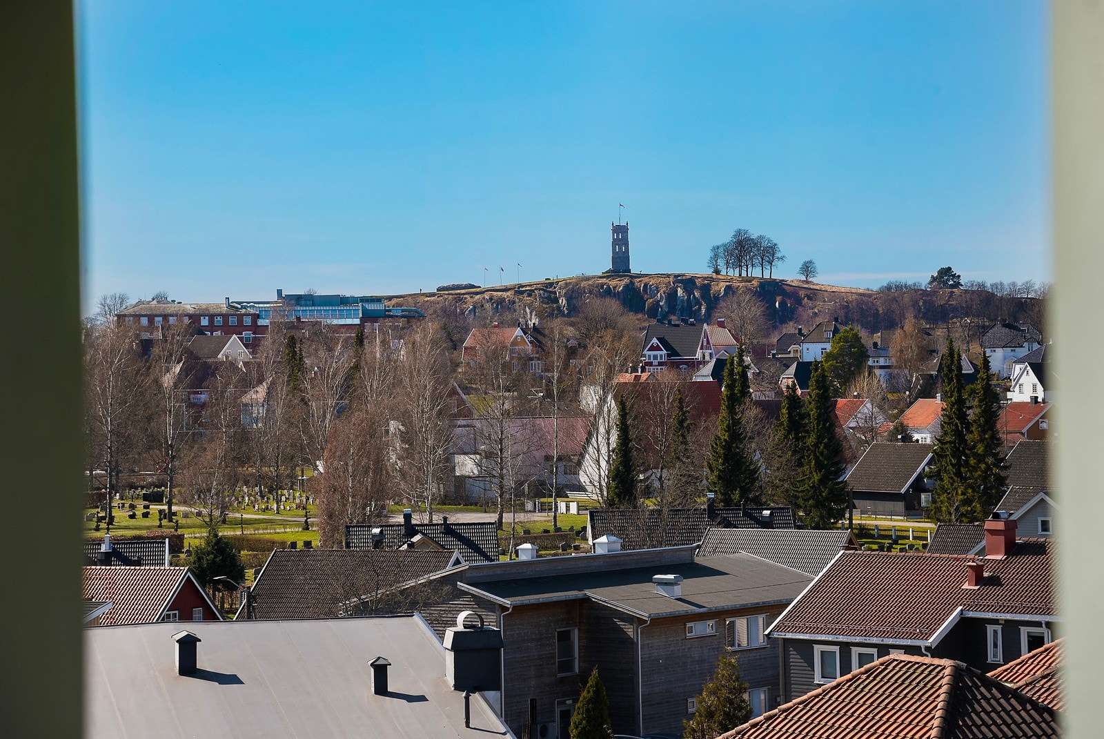 Her ser du helt til Slottsfjellet Galleribilde