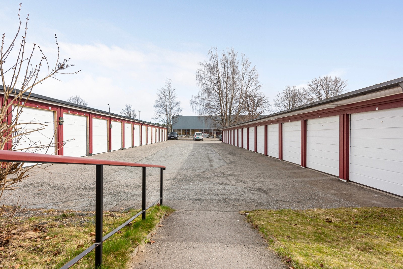 Garasjeplass i rekke Galleribilde