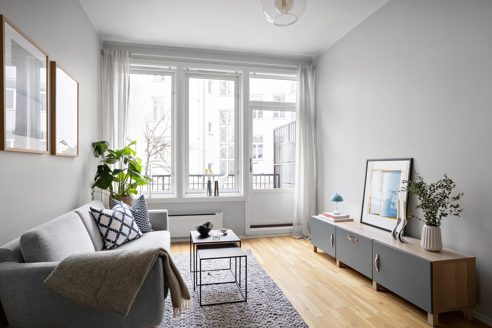 Hele leiligheten er vendt mot stille bakgård, skjermet fra støy. Over 3 meter takhøyde. Galleribilde