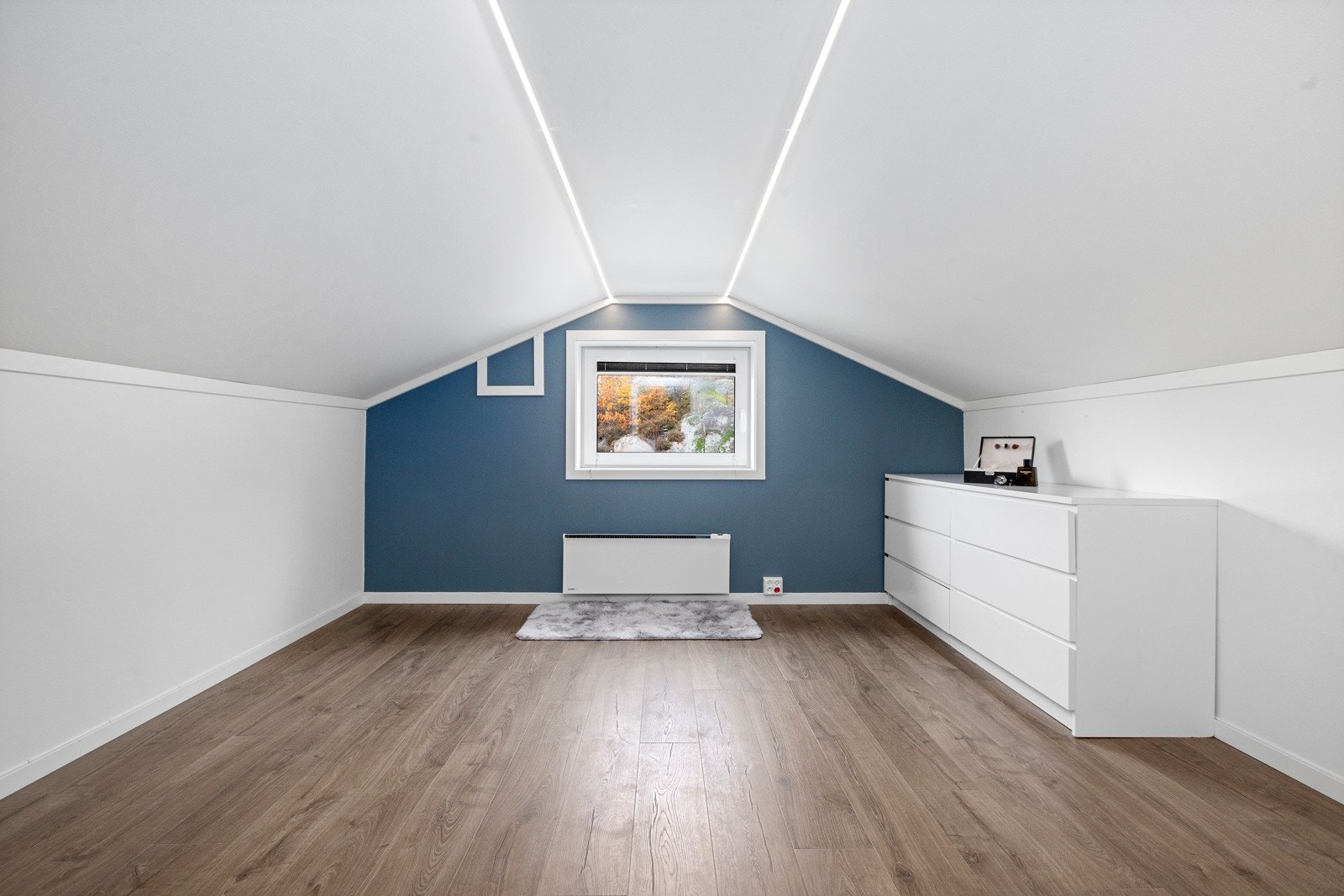 Innredet rom på loftet Galleribilde