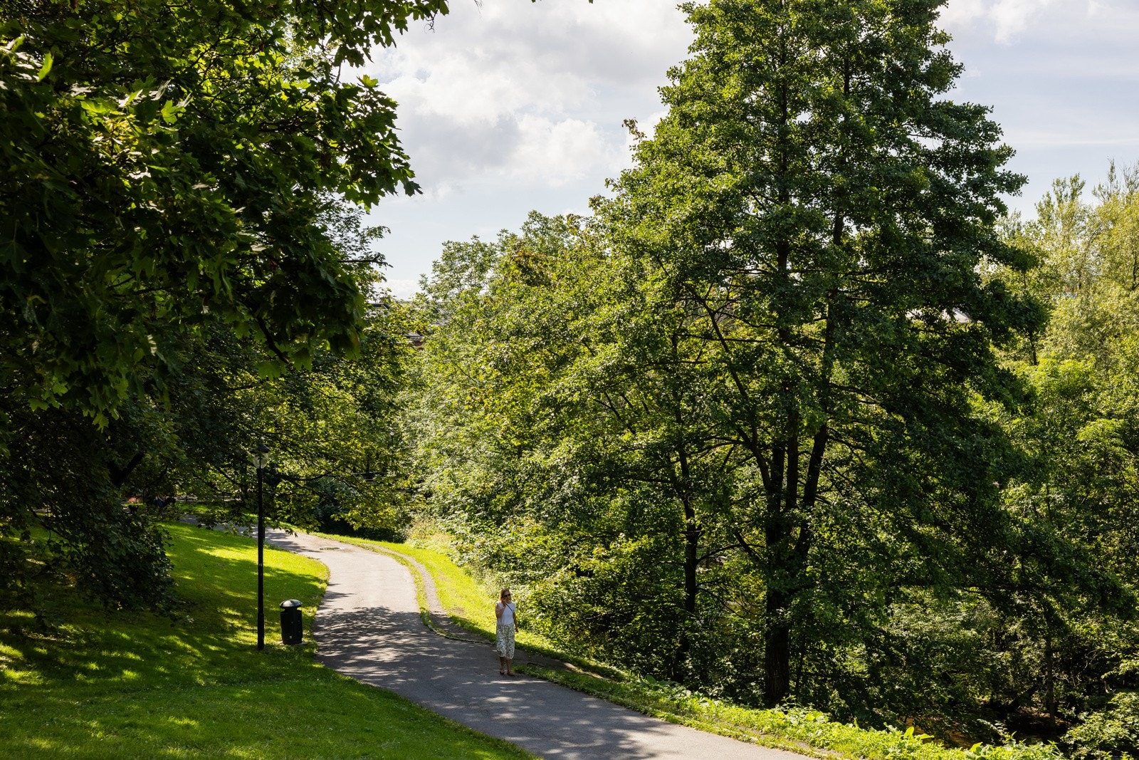 For hyggelige søndagsturer kan en spasere i naturskjønne omgivelser langs Akerselva ned til Bjørvika eller opp til Maridalsvannet. Galleribilde
